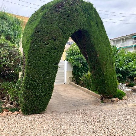 Apartamento En La Playa Con Terraza Apartment Coma-ruga Bagian luar foto