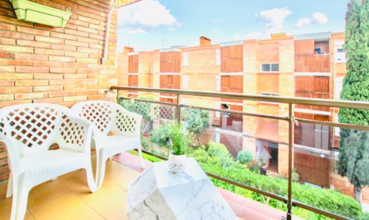Apartamento En La Playa Con Terraza Apartment Coma-ruga Bagian luar foto